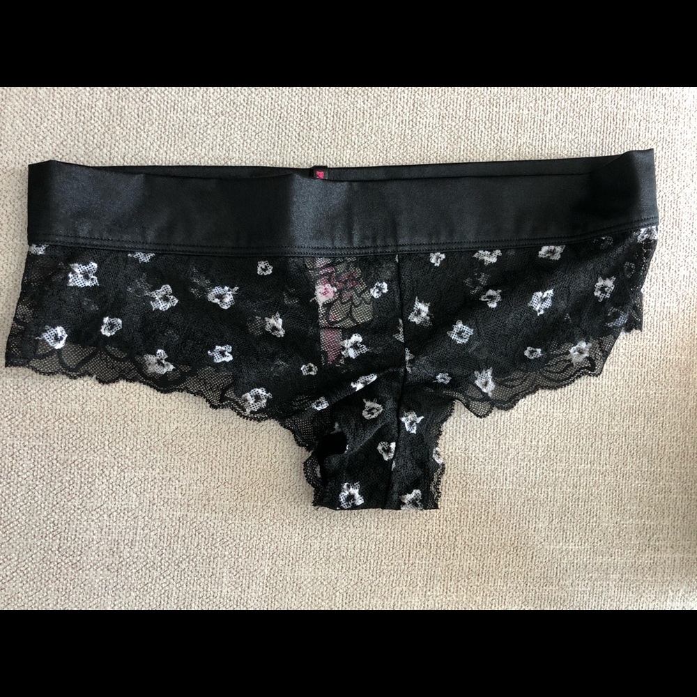 Victoria secrets cheeky panties